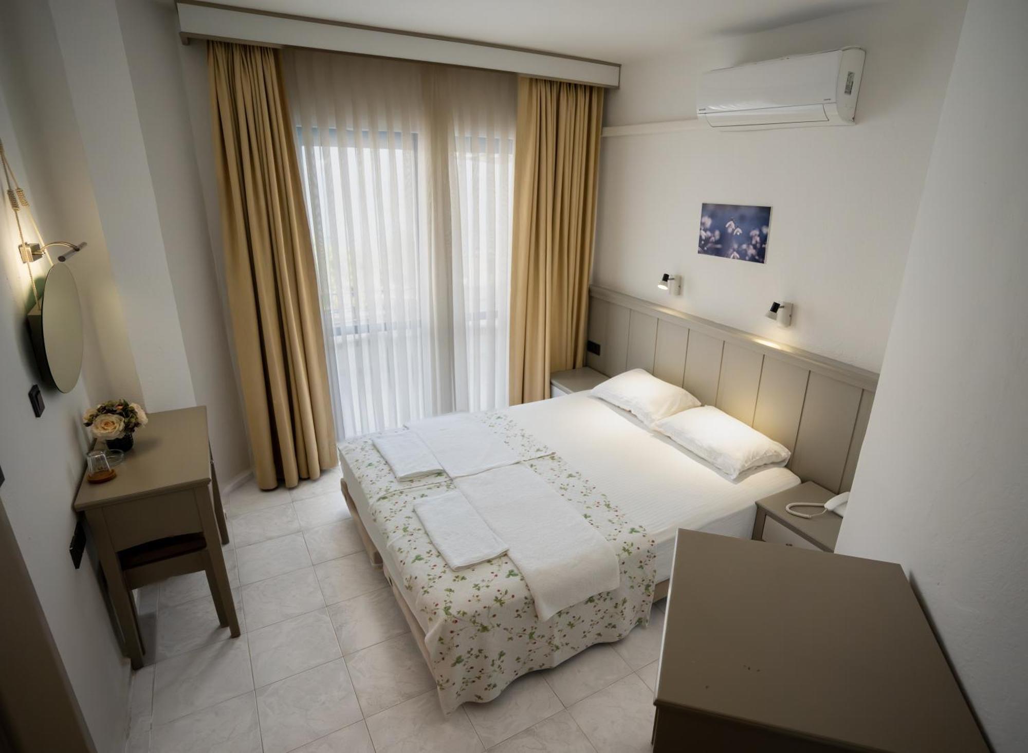 Hotel Turunc-Malmen Luaran gambar